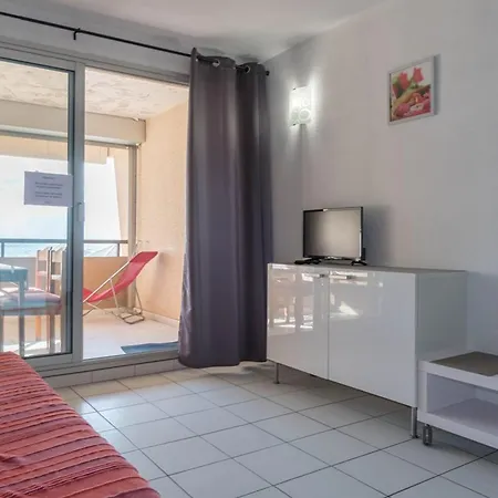 Face Mer, 4 Pers, Parking Prive, Au Lavandou - Fr-1-803-2 Apartmán