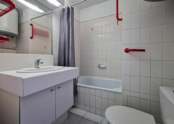 Au Lavandou Pour 4 Pers., Clim, Face A La - Fr-1-803-2 Apartman Le Lavandou