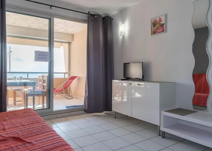 Au Lavandou Pour 4 Pers., Clim, Face A La - Fr-1-803-2 Apartman