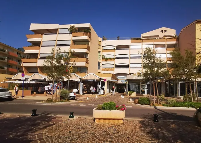 Au Lavandou Pour 4 Pers., Clim, Face A La - Fr-1-803-2